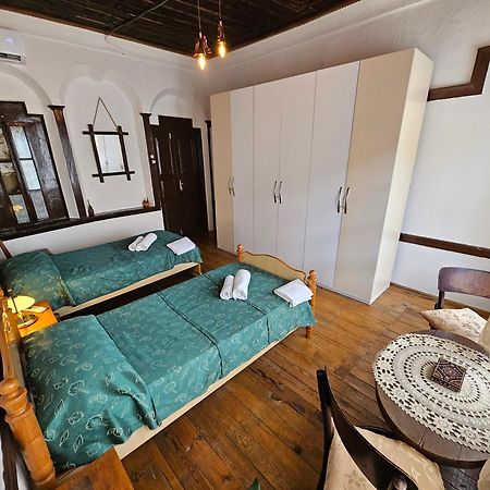 Guest House Panorama Berat Exterior foto