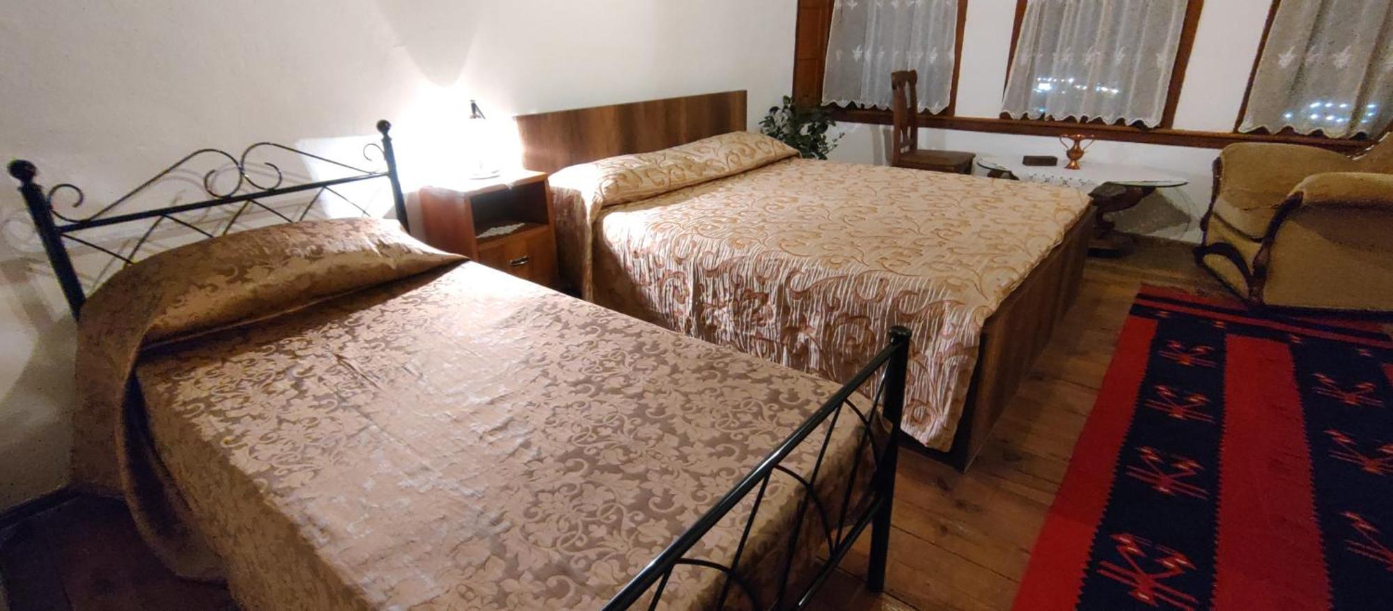 Guest House Panorama Berat Exterior foto