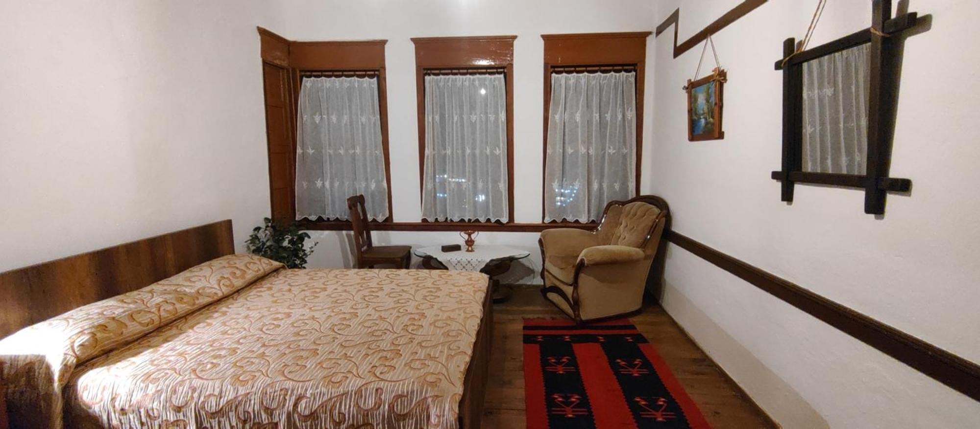 Guest House Panorama Berat Exterior foto