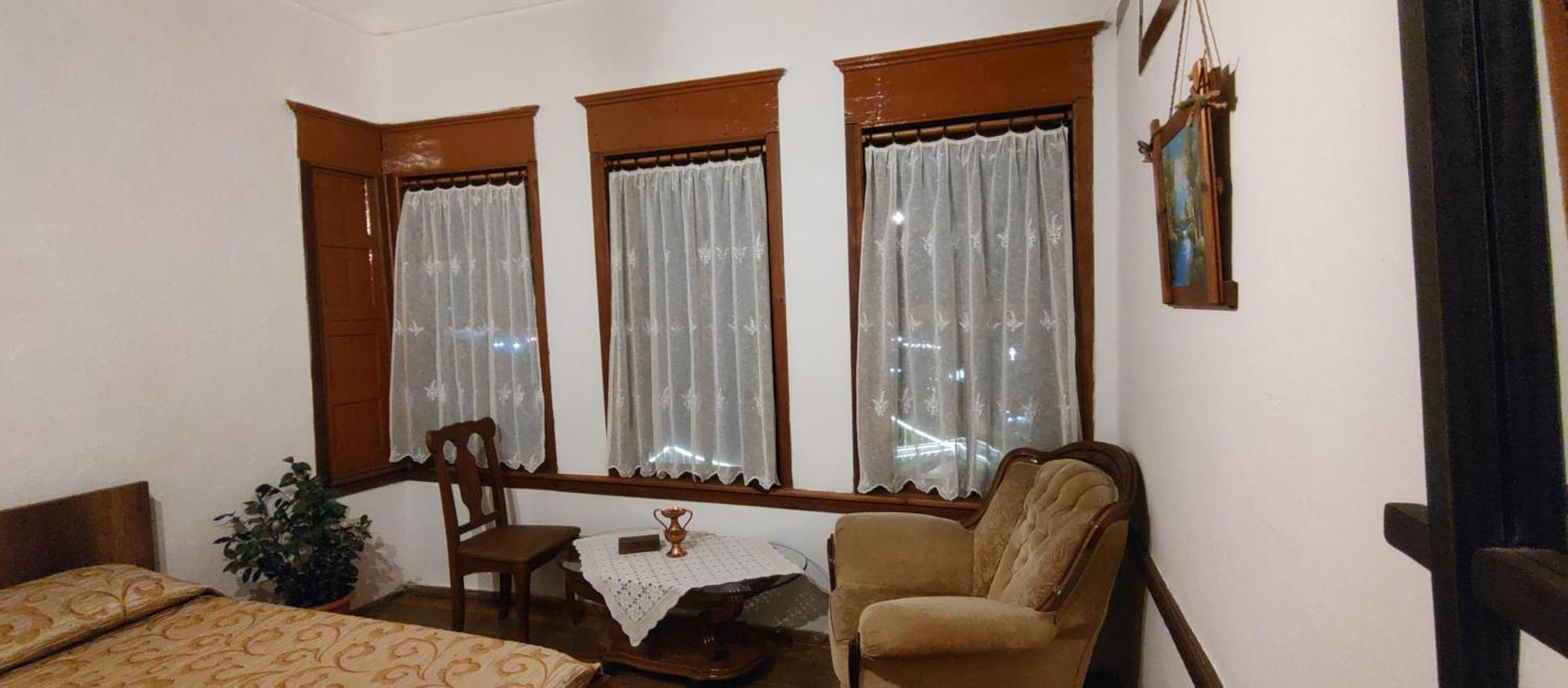 Guest House Panorama Berat Exterior foto